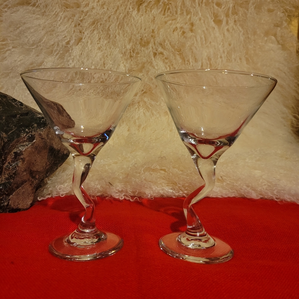 2 Vtg Libbey 37799 - Z-Stem Clear Glass Footed Martini Glasses, 9-1/4 oz.